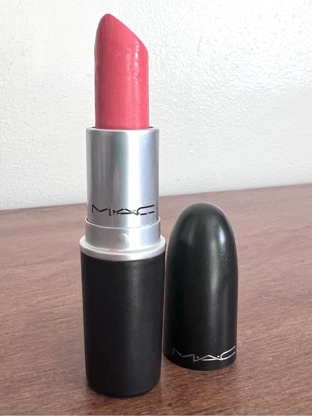 MAC Cosmetics CUT A CAPER Lipstick 2010 Limited Edition Discontinued